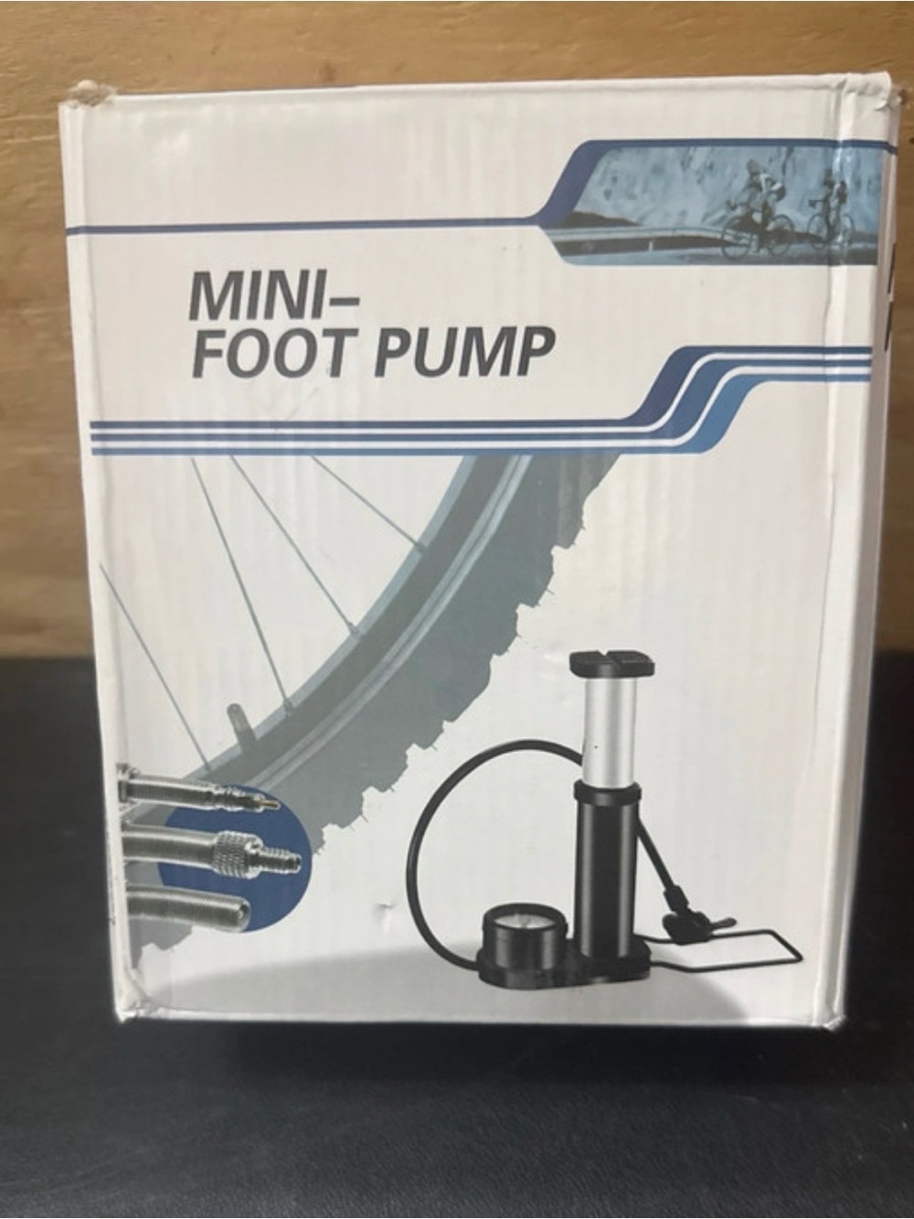 Mini foot pump